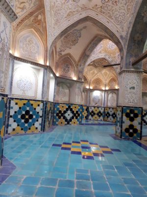 سفر تیم طبیعت گردی مرکز به کاشان ، روستای ابیانه و منظقه کویری: عکس شماره 12 / 12